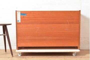 ヴィンテージ家具　イギリスビンテージ　nathan社(ネイサン)　チーク材　取り入れるだけでおしゃれなテレフォンチェア(テレフォンベンチ、収納棚、戸棚)(R-050116)