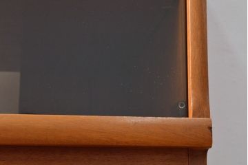 イギリスヴィンテージ　チーク材　珍しいデザイン!　nathan(ネイサン)社製のレコードラック(オーディオラック、収納棚、キャビネット、ビンテージ)(R-050118)