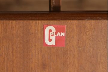イギリスヴィンテージ　G-PLAN(ジープラン)　幅広いインテリアに合わせやすいチーク材製のエクステンションテーブル(ダイニングテーブル、ビンテージ)(R-050125)