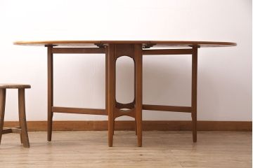 ヴィンテージ家具　北欧ビンテージ　Nathan(ネイサン)社　チーク材　スタイリッシュなデザインが魅力的なバタフライテーブル(エクステンションテーブル、ダイニングテーブル)(R-050127)