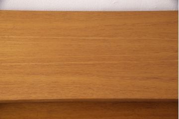 イギリスヴィンテージ　チーク材　人気のデザイン!　nathan(ネイサン)社製のガラス戸がおしゃれなキャビネット(収納棚、飾り棚、食器棚、ビンテージ)(R-050131)