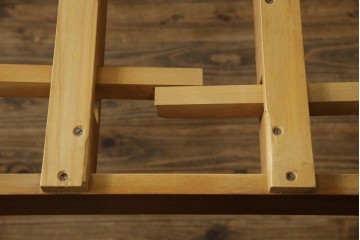 ビンテージ家具　北欧ヴィンテージ　明るい木色がぬくもりを感じるチーク材製エクステンションテーブル　(R-050132)