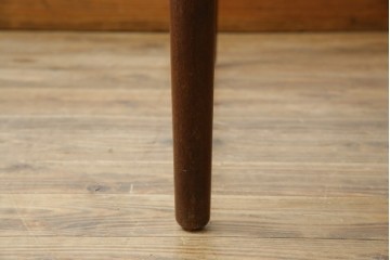 ビンテージ家具　北欧ヴィンテージ　明るい木色がぬくもりを感じるチーク材製エクステンションテーブル　(R-050132)