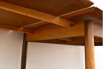 ビンテージ家具　北欧ヴィンテージ　明るい木色がぬくもりを感じるチーク材製エクステンションテーブル(拡張式テーブル、ダイニングテーブル、6人掛け、4人掛け)(R-050132)