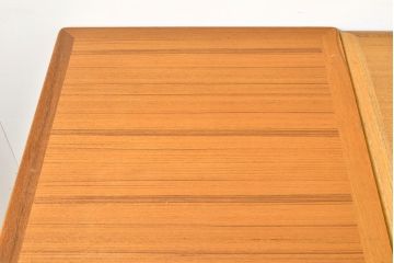 ビンテージ家具　北欧ヴィンテージ　明るい木色がぬくもりを感じるチーク材製エクステンションテーブル(拡張式テーブル、ダイニングテーブル、6人掛け、4人掛け)(R-050132)
