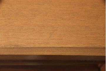 北欧家具　北欧ヴィンテージ　チーク材　ユニークなつくりのサイドボード(サイドキャビネット、収納棚、ビンテージ)(R-050133)