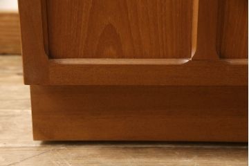 イギリスヴィンテージ　チーク材　レトロモダンなテレビキャビネット(収納棚、戸棚、サイドキャビネット、ビンテージ)(R-050145)