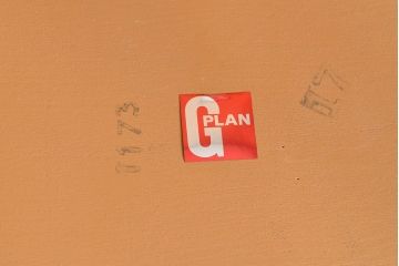 北欧ビンテージ　G-PLAN(ジープラン)　チーク材　タイルトップのサイドテーブル(センターテーブル、コーヒーテーブル、ヴィンテージ)(R-050149)