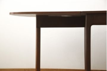 イギリスヴィンテージ　G-PLAN(ジープラン)　チーク材　シンプルなデザインで飽きのこないダイニングテーブル(バタフライテーブル、拡張式テーブル、ドロップリーフテーブル、ビンテージ)(R-050153)