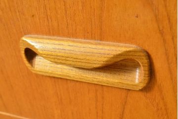 イギリスヴィンテージ　北欧スタイル　チーク材　Fresco(フレスコ)　G-PLAN(ジープラン)製のキャビネット(飾り棚、ビンテージ)(R-050156)