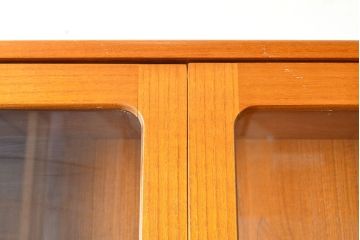 イギリスヴィンテージ　北欧スタイル　チーク材　Fresco(フレスコ)　G-PLAN(ジープラン)製のキャビネット(飾り棚、ビンテージ)(R-050156)