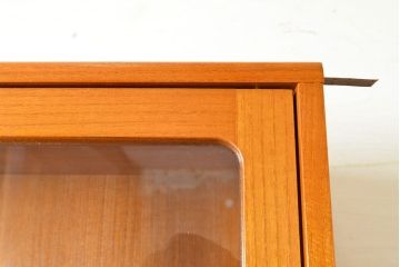 イギリスヴィンテージ　北欧スタイル　チーク材　Fresco(フレスコ)　G-PLAN(ジープラン)製のキャビネット(飾り棚、ビンテージ)(R-050156)