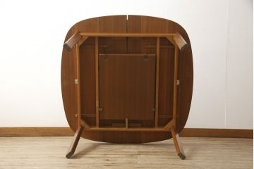 ビンテージ家具　北欧ヴィンテージ　G-PLAN(ジープラン)　チーク材のあたたかみを感じるダイニングテーブル(エクステンションテーブル、拡張式テーブル)(R-050159)