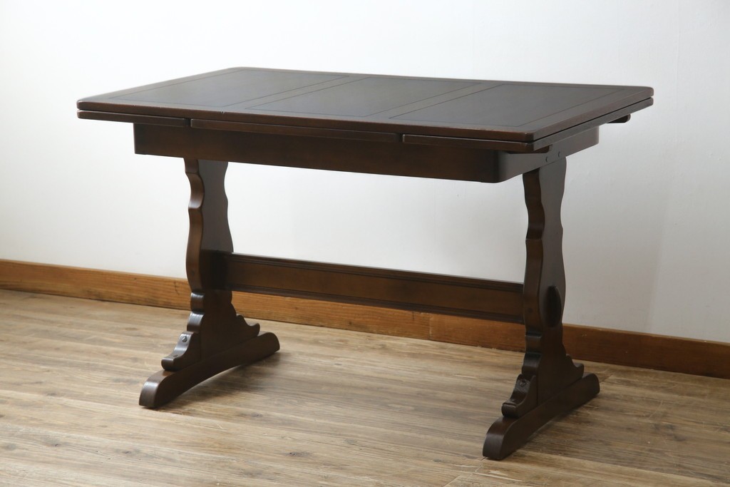 ヴィンテージ家具　イギリス　ERCOL(アーコール)　ニレ材　カントリースタイルにおすすめのドローリーフテーブル　(R-050163)