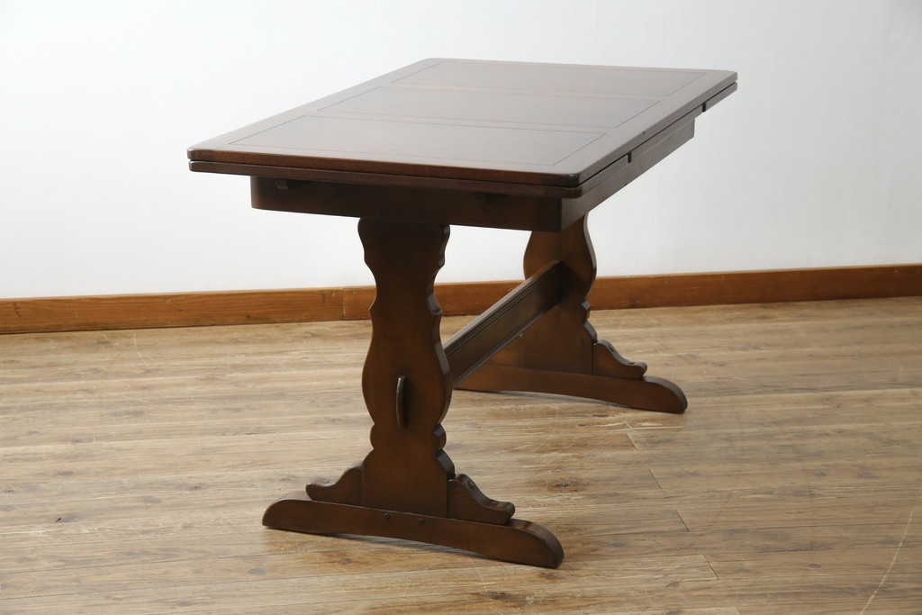 ヴィンテージ家具　イギリス　ERCOL(アーコール)　ニレ材　カントリースタイルにおすすめのドローリーフテーブル　(R-050163)