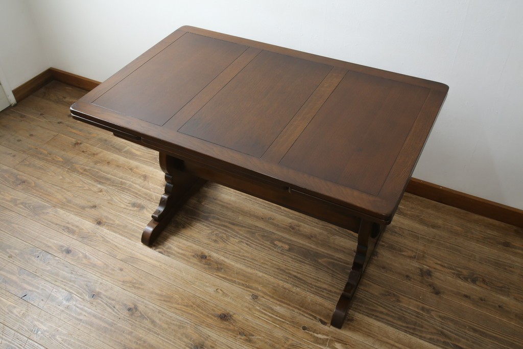 ヴィンテージ家具　イギリス　ERCOL(アーコール)　ニレ材　カントリースタイルにおすすめのドローリーフテーブル　(R-050163)
