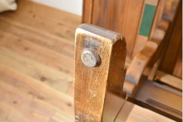 ヴィンテージ家具　イギリス　ERCOL(アーコール)　ニレ材　カントリースタイルにおすすめのドローリーフテーブル(ダイニングテーブル、エクステンション、拡張式テーブル、4人掛け、6人掛け、ビンテージ)(R-050163)