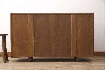 ヴィンテージ　楡材　ERCOL(アーコール)　温もり溢れるキャスター付きサイドボード(収納棚、キャビネット、ビンテージ)(R-050172)
