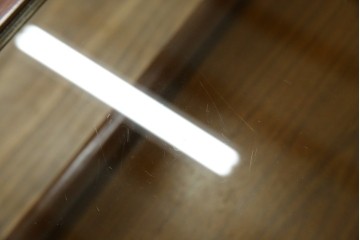 北欧ヴィンテージ　チーク材　スタイリッシュなガラストップテーブル　(R-050175)