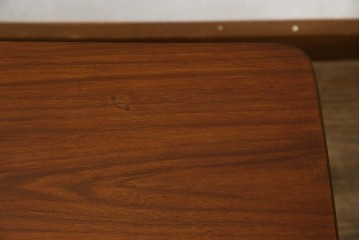 北欧ヴィンテージ　チーク材　スタイリッシュなガラストップテーブル　(R-050175)