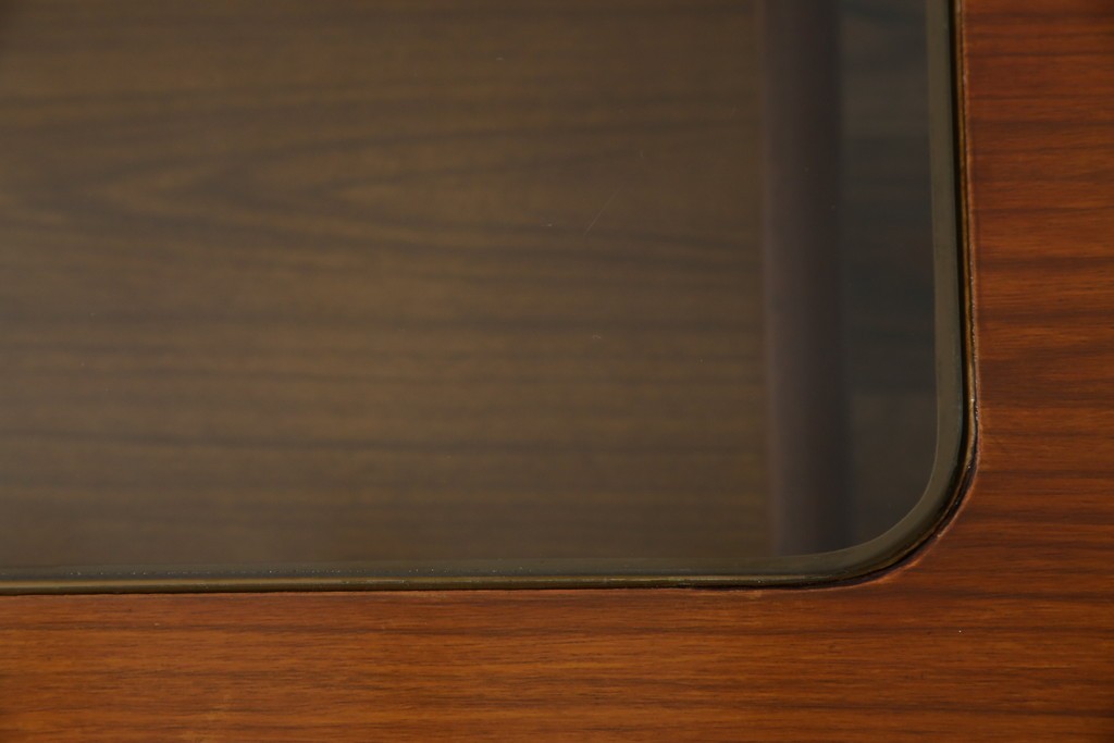 北欧ヴィンテージ　チーク材　スタイリッシュなガラストップテーブル　(R-050175)