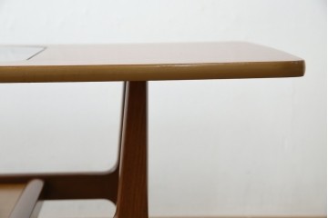 北欧ヴィンテージ　チーク材　スタイリッシュなガラストップテーブル　(R-050175)