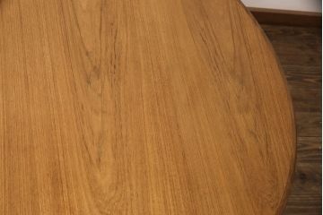 ヴィンテージ家具　北欧ビンテージ　G-PLAN(ジープラン)　チーク材　圧迫感が感じにくいオーバル型のエクステンションテーブル(ダイニングテーブル、拡張式テーブル)(R-050176)