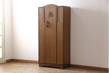 イギリスアンティーク　オーク材　こだわりの意匠が光るワードローブ(洋服タンス)(R-050184)