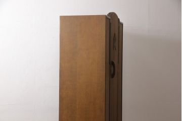 イギリスアンティーク　オーク材　こだわりの意匠が光るワードローブ(洋服タンス)(R-050184)