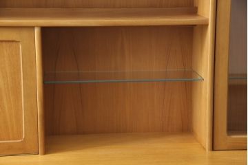 ヴィンテージ家具　イギリスビンテージ　nathan社(ネイサン)　温かみのあるキャビネット(カップボード、食器棚、収納棚)(R-050191)