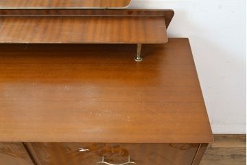 イギリスヴィンテージ　北欧スタイル家具　Remploy社製　チーク材が温かい雰囲気を醸し出すビンテージドレッサー(化粧台、チェスト、鏡台、引き出し)(R-050194)