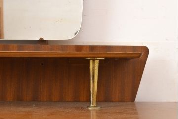 イギリスヴィンテージ　北欧スタイル家具　Remploy社製　チーク材が温かい雰囲気を醸し出すビンテージドレッサー(化粧台、チェスト、鏡台、引き出し)(R-050194)