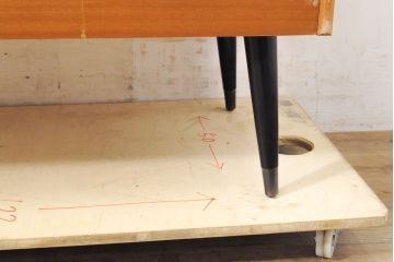 イギリスヴィンテージ　北欧家具　チーク材　レトロな雰囲気あふれるドレッサー(鏡台、化粧台、引き出し、ビンテージ)(R-050201)