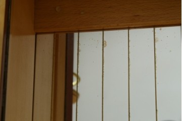 イギリスヴィンテージ　北欧　ビューティリティ Beautility　スタイリッシュな佇まいが魅力的な珍しいつくりのサイドボード　(R-050203)