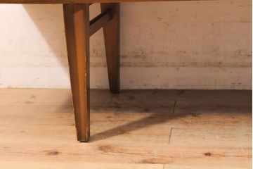 イギリスヴィンテージ　北欧　　ビューティリティ Beautility　スタイリッシュな佇まいが魅力的な珍しいつくりのサイドボード(収納棚、戸棚、キャビネット、ビンテージ)(R-050203)