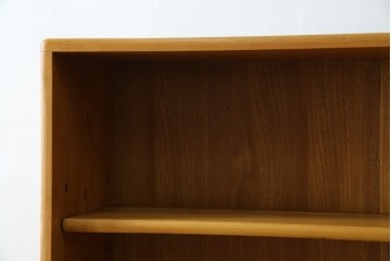 イギリスヴィンテージ　ERCOL(アーコール)　ニレ材製のキャビネット　(R-050208)