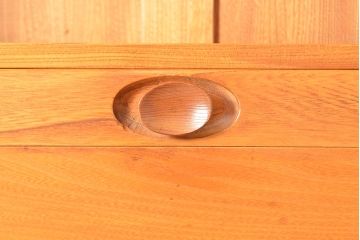 イギリスヴィンテージ　ERCOL(アーコール)　ニレ材製のキャビネット(カップボード、食器棚、収納棚、ビンテージ、飾り棚、陳列棚)(R-050208)