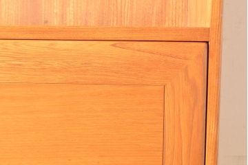 イギリスヴィンテージ　ERCOL(アーコール)　ニレ材製のキャビネット(カップボード、食器棚、収納棚、ビンテージ、飾り棚、陳列棚)(R-050208)