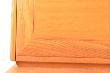 イギリスヴィンテージ　ERCOL(アーコール)　ニレ材製のキャビネット(カップボード、食器棚、収納棚、ビンテージ、飾り棚、陳列棚)(R-050208)