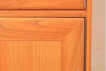 イギリスヴィンテージ　ERCOL(アーコール)　ニレ材製のキャビネット(カップボード、食器棚、収納棚、ビンテージ、飾り棚、陳列棚)(R-050208)
