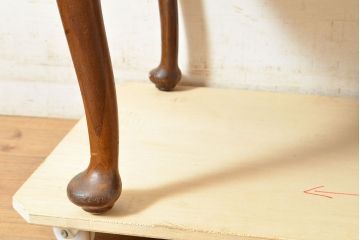 イギリスアンティーク　マホガニー材　上手物!凝ったつくりを楽しめるエレガントなキャビネット(収納棚、戸棚、飾り棚)(R-050217)