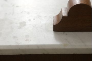 イギリスアンティーク　メープル材　こだわり尽くした美しい装飾が華やぎのある空間を演出する両袖デスク(ウォッシュスタンド、ワークデスク、在宅ワーク、在宅用、両袖机)(R-050220)