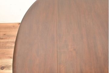 ヴィンテージ家具　イギリスビンテージ　ERCOL(アーコール)　ニレ材　挽き物の脚が目を引くバタフライテーブル(ダイニングテーブル、食卓、4人掛け、2人掛け)(R-050227)