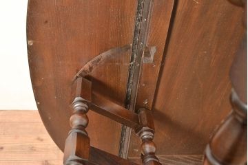 ヴィンテージ家具　イギリスビンテージ　ERCOL(アーコール)　ニレ材　挽き物の脚が目を引くバタフライテーブル(ダイニングテーブル、食卓、4人掛け、2人掛け)(R-050227)