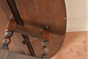 ヴィンテージ家具　イギリスビンテージ　ERCOL(アーコール)　ニレ材　挽き物の脚が目を引くバタフライテーブル(ダイニングテーブル、食卓、4人掛け、2人掛け)(R-050227)