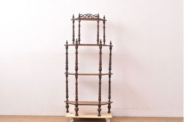 イギリスアンティーク　ペイント仕上げ限定　挽き物加工の支柱がエレガントな雰囲気を演出するラック(オープンシェルフ、飾り棚)(R-050246)