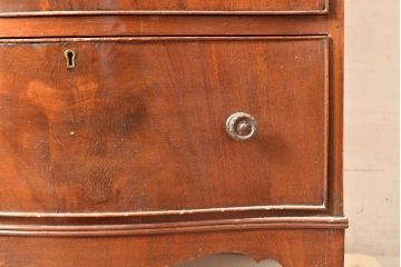 イギリスアンティーク　マホガニー材　ペイント仕上げ限定　テーブル付きが珍しい優雅な雰囲気漂うチェスト(引き出し)(R-050249)