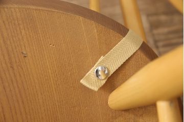 イギリスヴィンテージ　ビンテージ家具　ERCOL(アーコール)　オレンジのクッション付きのアーコールチェア4脚セット(ダイニングチェア、板座チェア、椅子)(R-050259)