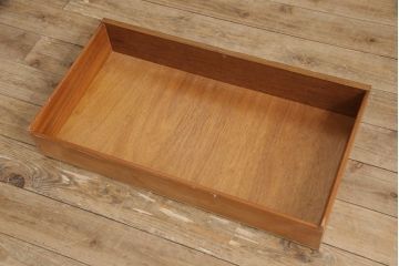 ヴィンテージ家具　北欧ビンテージ　チーク材　木の温もりとデザイン性を兼ね備えたライティングビューロー(簿記机、在宅ワーク、在宅用デスク)(R-050268)