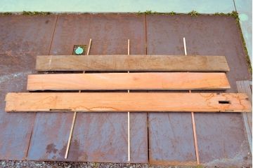 古材　DIYにおすすめ!古民家の梁に使われていたケヤキ材3枚セット(材料、木材、板)(R-050273)